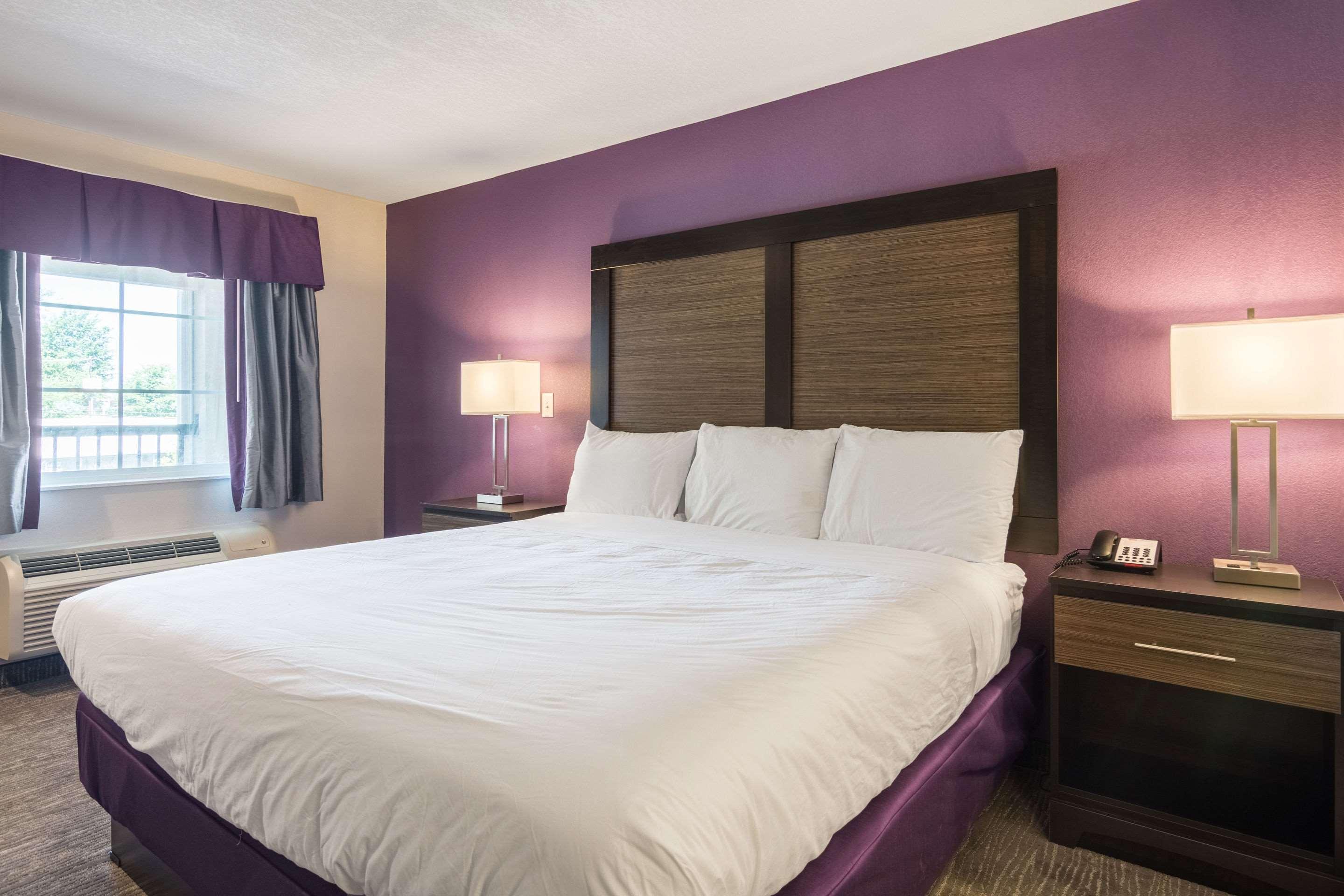 Econo Lodge Inn & Suites North Little Rock Near Riverfront Екстер'єр фото