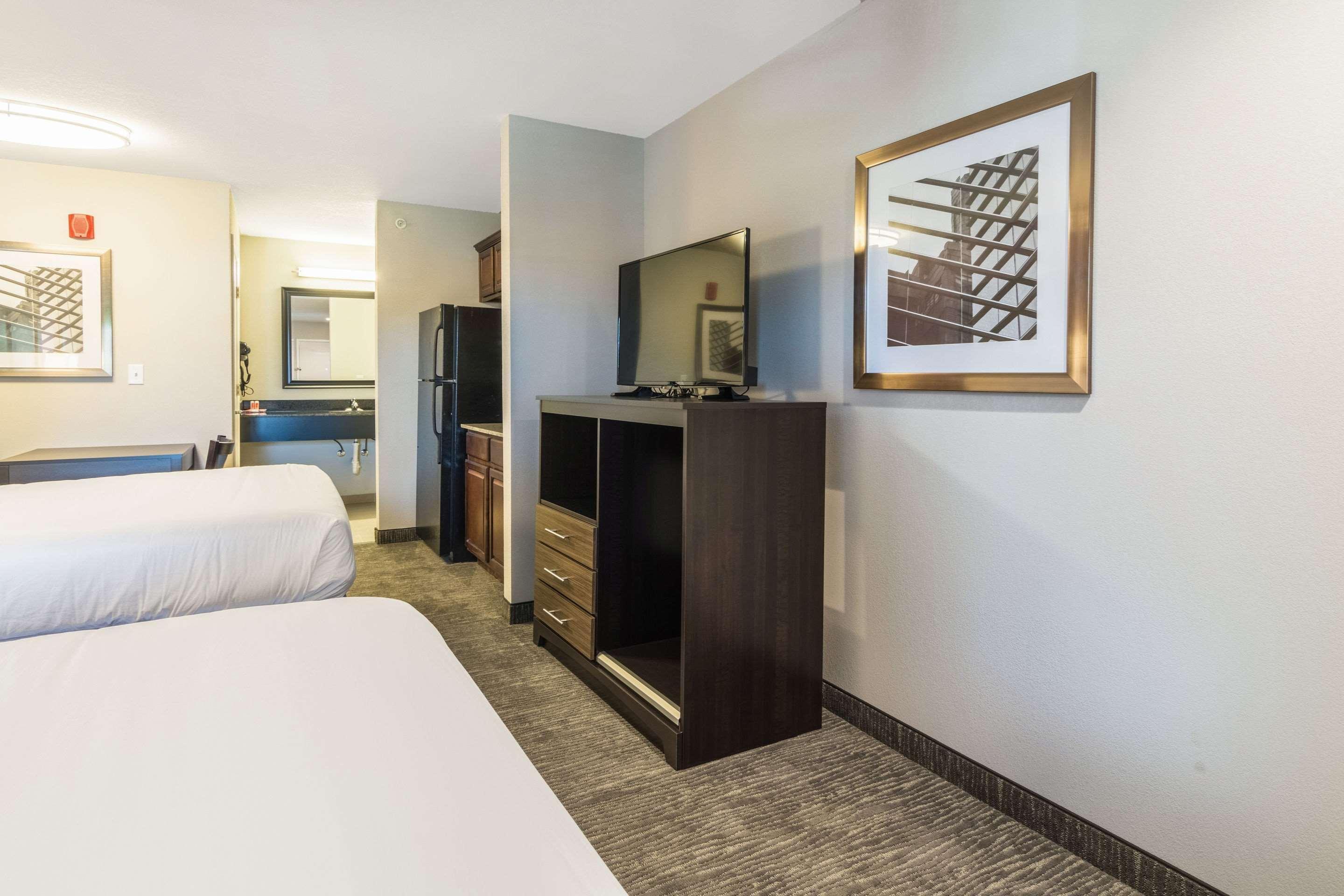Econo Lodge Inn & Suites North Little Rock Near Riverfront Екстер'єр фото