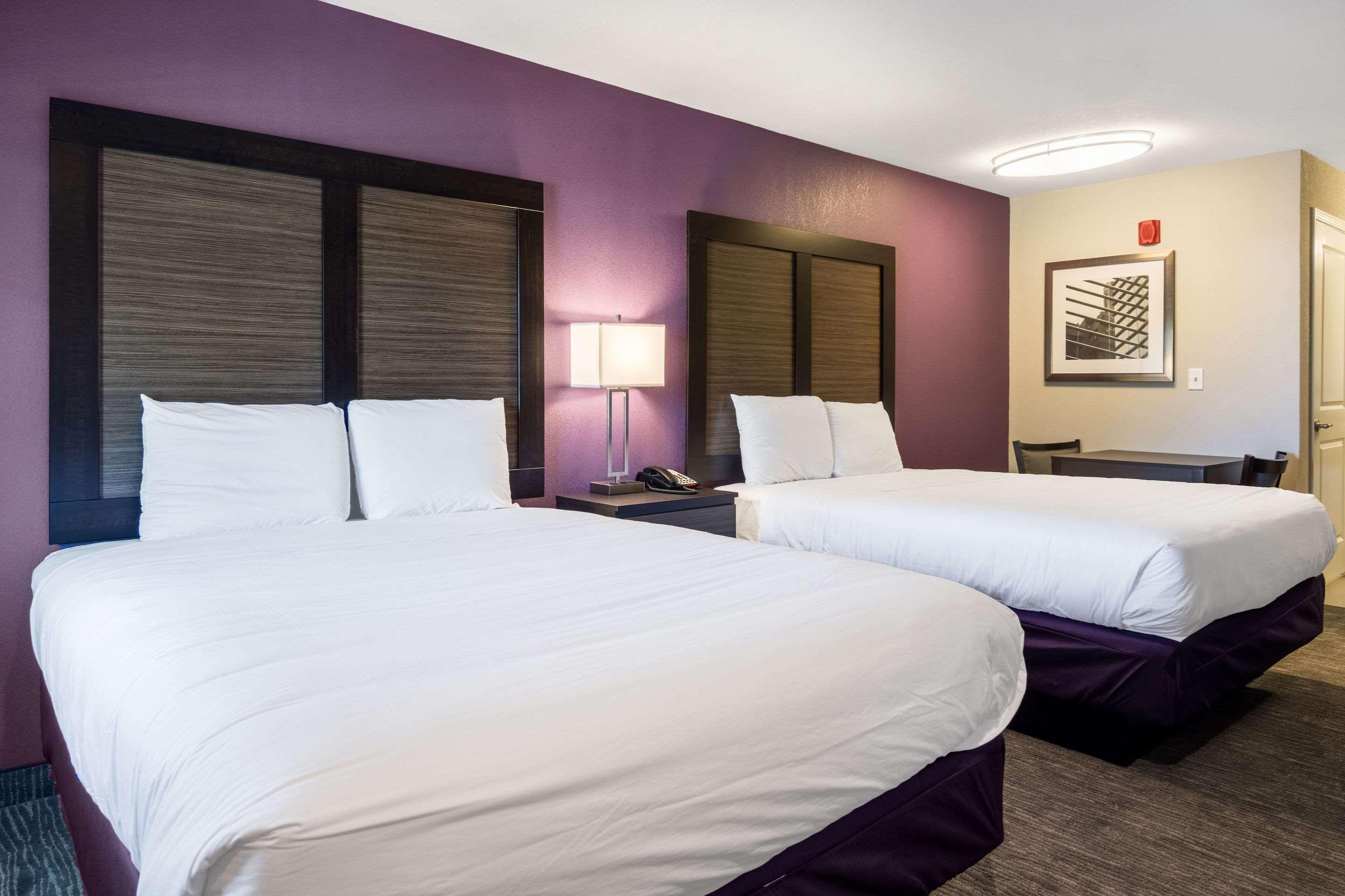 Econo Lodge Inn & Suites North Little Rock Near Riverfront Екстер'єр фото
