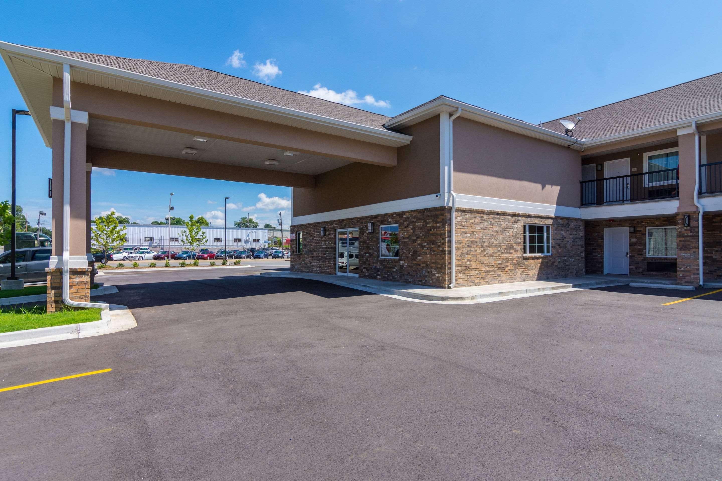 Econo Lodge Inn & Suites North Little Rock Near Riverfront Екстер'єр фото
